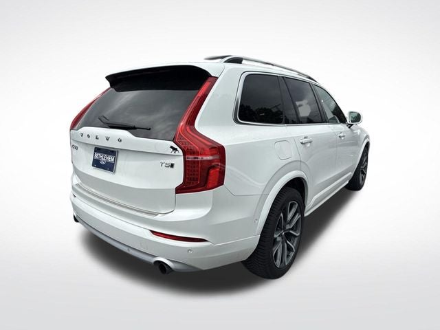 2018 Volvo XC90 T5 Momentum