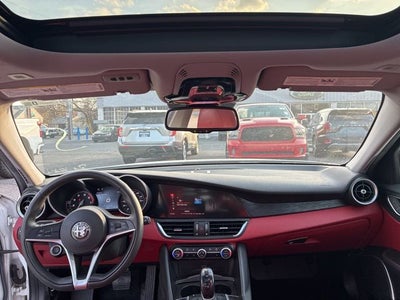 2019 Alfa Romeo Giulia Base