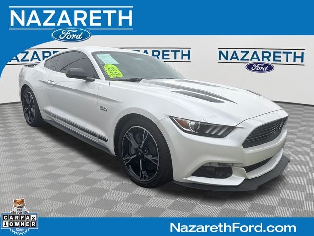 2017 Ford Mustang GT Coupe Premium's photo