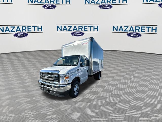 2026 Ford E-350SD Base Cutaway