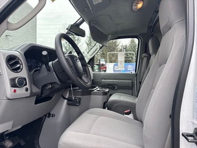 2026 Ford E-450SD Base DRW