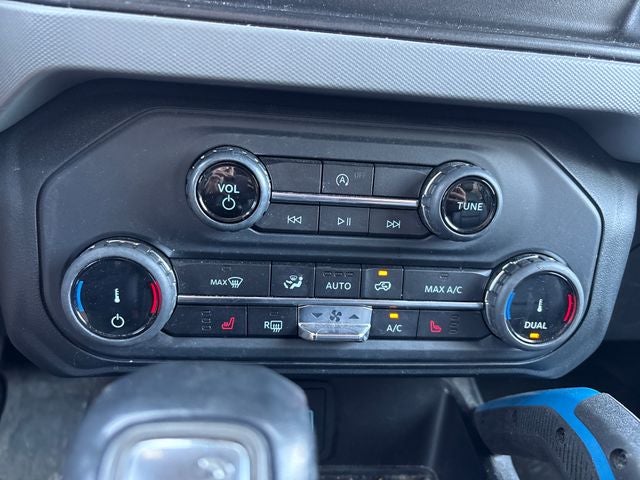 2022 Ford Bronco Black Diamond