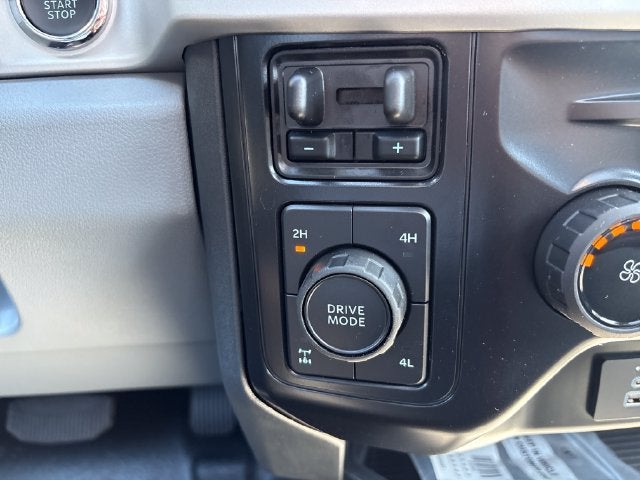 2027 Ford F-250SD XLT