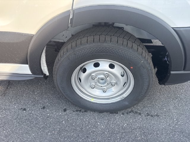 2027 Ford Transit-250 Base
