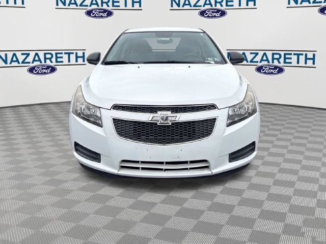 Used 2014 Chevrolet Cruze LS with VIN 1G1PA5SG0E7230938 for sale in Nazareth, PA