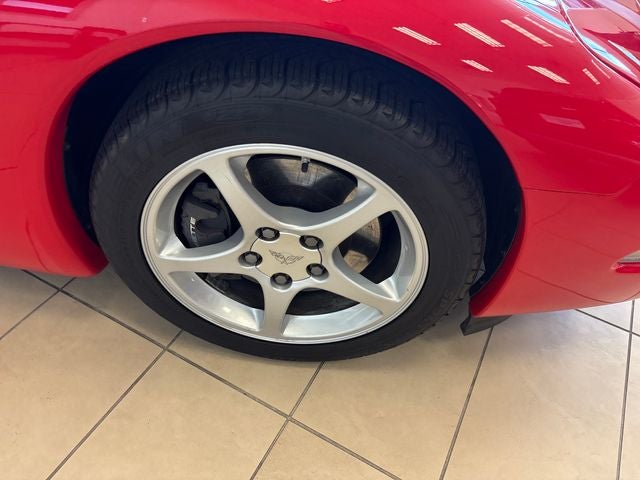 2001 Chevrolet Corvette Base