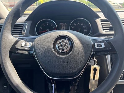 2016 Volkswagen Passat 1.8T S