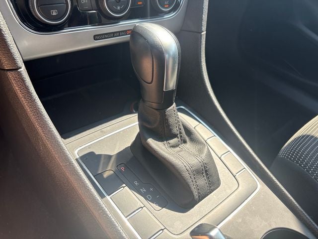 2016 Volkswagen Passat 1.8T S