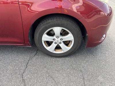 2012 Toyota Sienna LE 8 Passenger