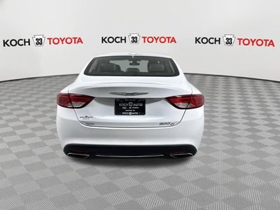 2016 Chrysler 200 C