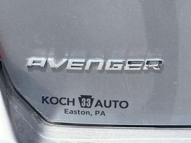 2012 Dodge Avenger SE