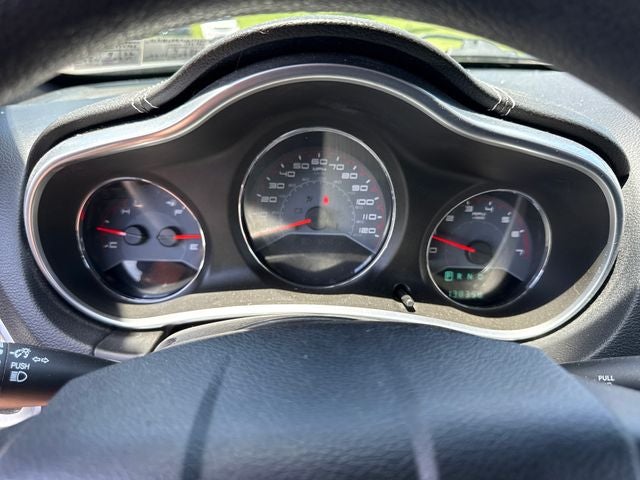 2012 Dodge Avenger SE