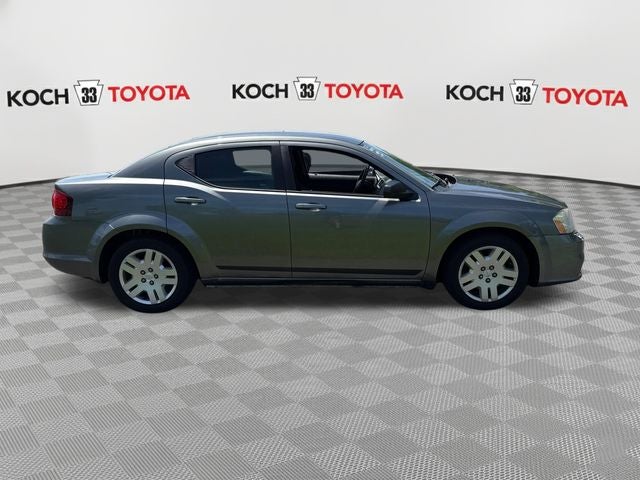 2012 Dodge Avenger SE
