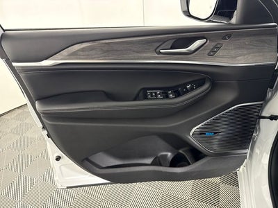 2022 Jeep Grand Cherokee L Overland