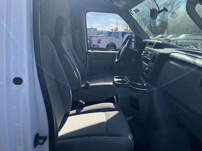 2025 Ford E-350SD Base Cutaway