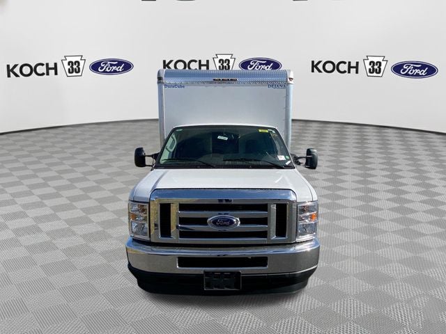 2025 Ford E-350SD Base Cutaway