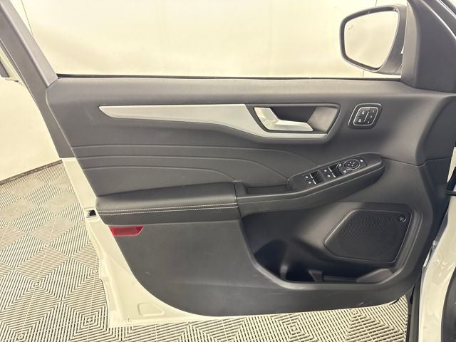 2025 Ford Escape Hybrid Platinum