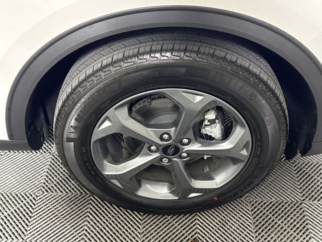 2026 Ford Escape Hybrid ST-Line Select