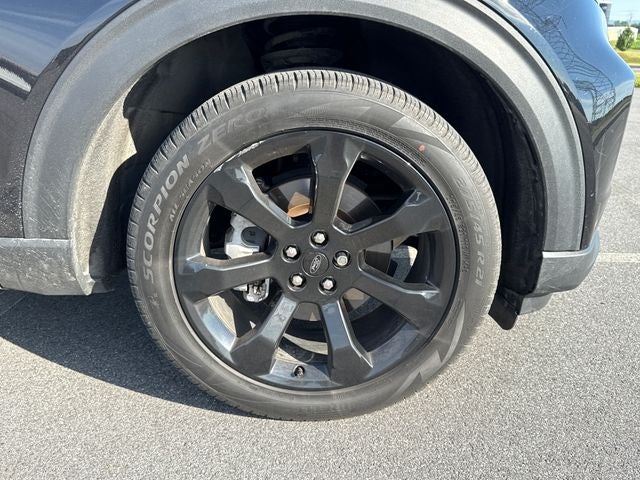 2024 Ford Explorer ST-Line