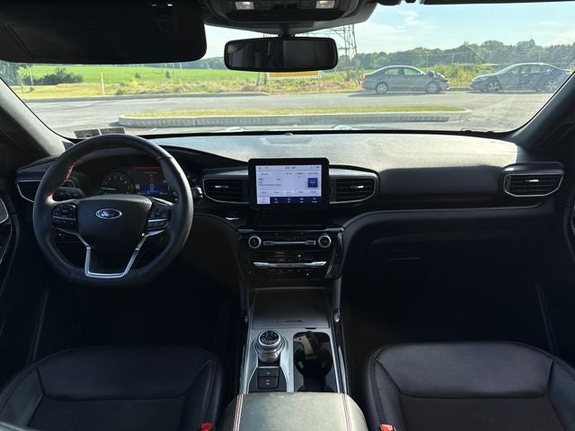 2024 Ford Explorer ST-Line