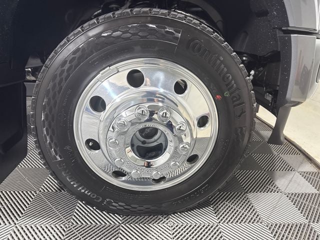 2026 Ford F-450SD Platinum DRW