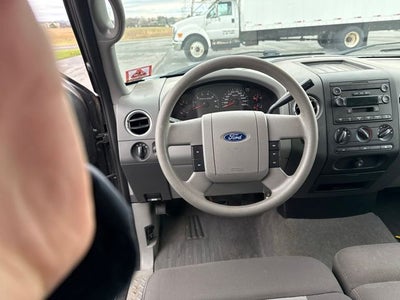 2004 Ford F-150 XLT
