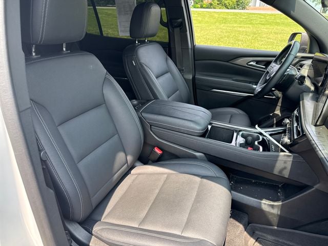 2025 Chevrolet Traverse LT 2LT