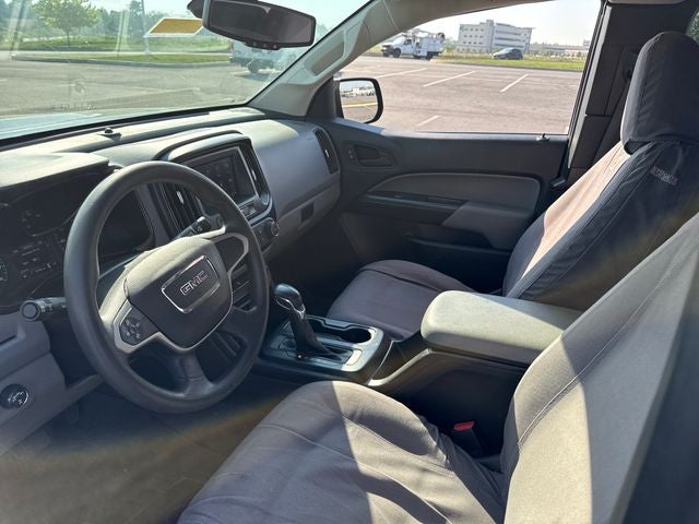 2022 GMC Canyon Elevation Standard