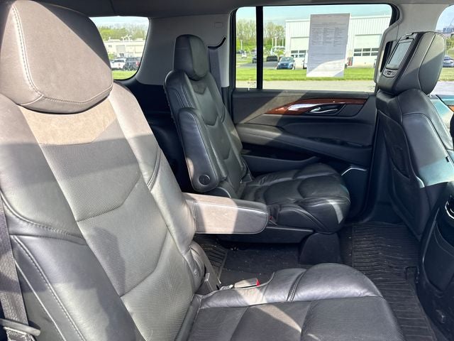 2017 Cadillac Escalade ESV Luxury