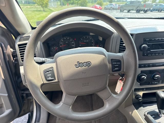 2005 Jeep Grand Cherokee Laredo