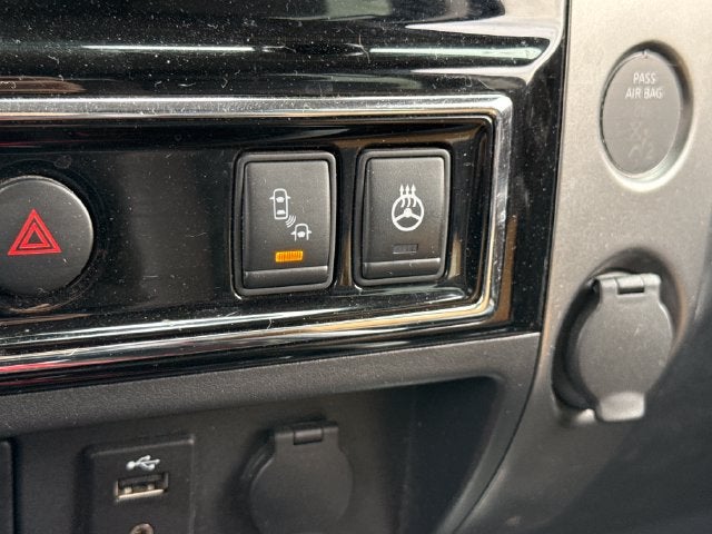 2017 Nissan Titan Platinum Reserve