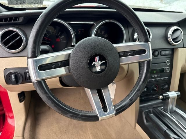 2008 Ford Mustang V6 Deluxe