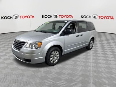 2008 Chrysler Town & Country LX