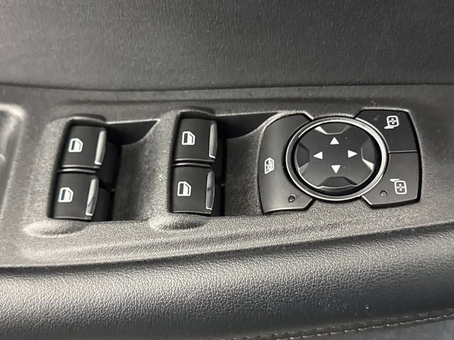 2023 Ford Edge SE
