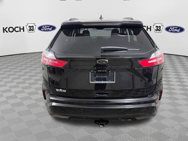 2023 Ford Edge SE