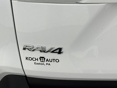 2025 Toyota RAV4 LE