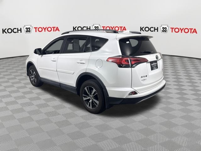 2017 Toyota RAV4 XLE