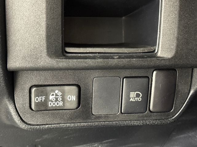 2019 Toyota Tacoma SR V6