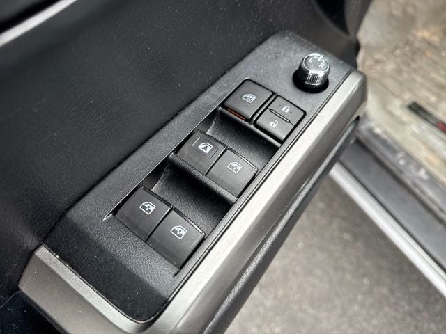 2017 Toyota Tacoma SR5 V6