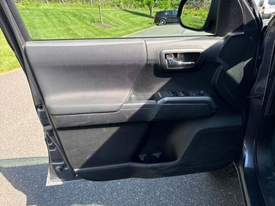 2022 Toyota Tacoma TRD Sport V6