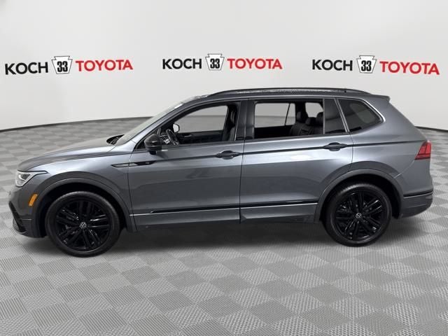 2022 Volkswagen Tiguan 2.0T SE R-Line Black