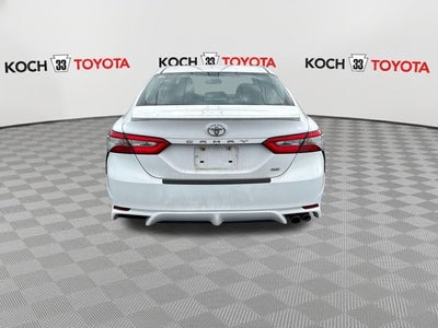 2018 Toyota Camry SE