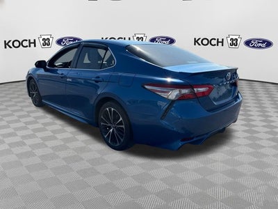 2018 Toyota Camry SE