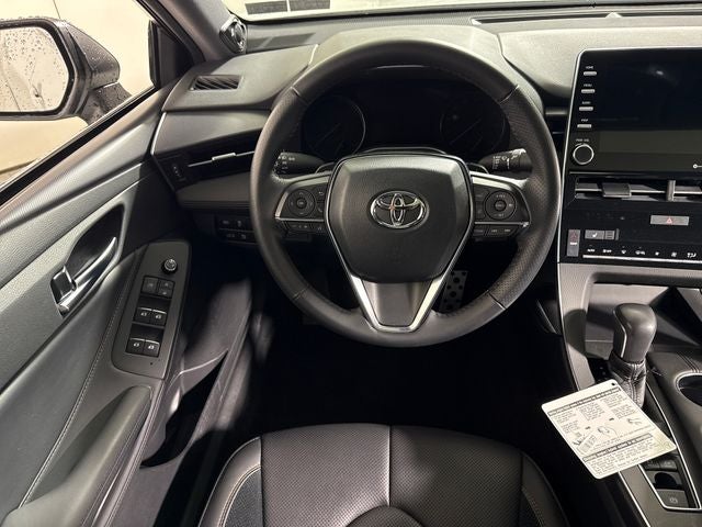 2020 Toyota Avalon Hybrid XSE