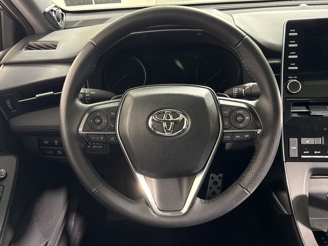 2020 Toyota Avalon Hybrid XSE