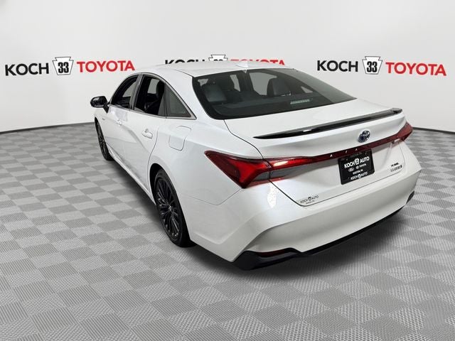 2020 Toyota Avalon Hybrid XSE