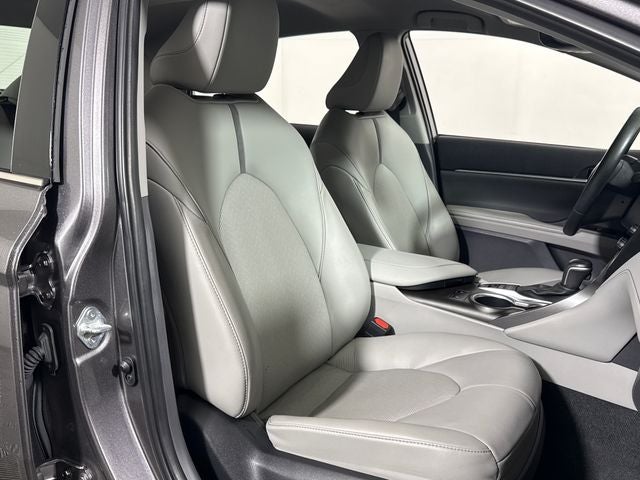 2023 Toyota Camry Hybrid XLE