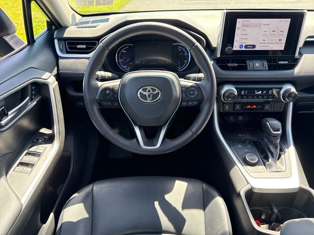 2023 Toyota RAV4 Hybrid XLE Premium