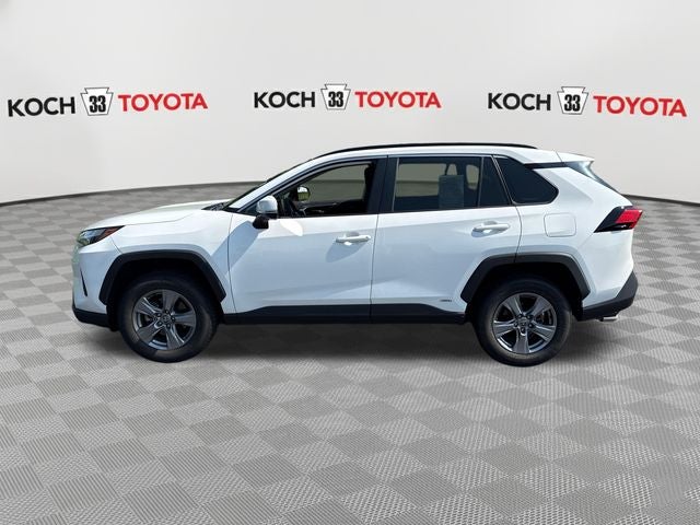 2022 Toyota RAV4 Hybrid XLE