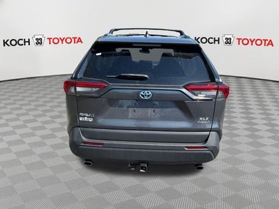2022 Toyota RAV4 Hybrid XLE